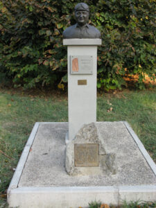 Busto di Alberto Ascari